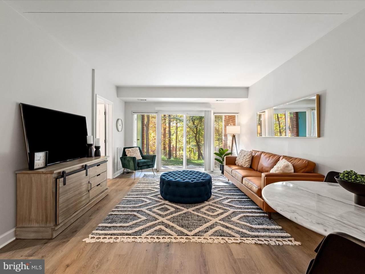 11813 Breton Court - Photo 1