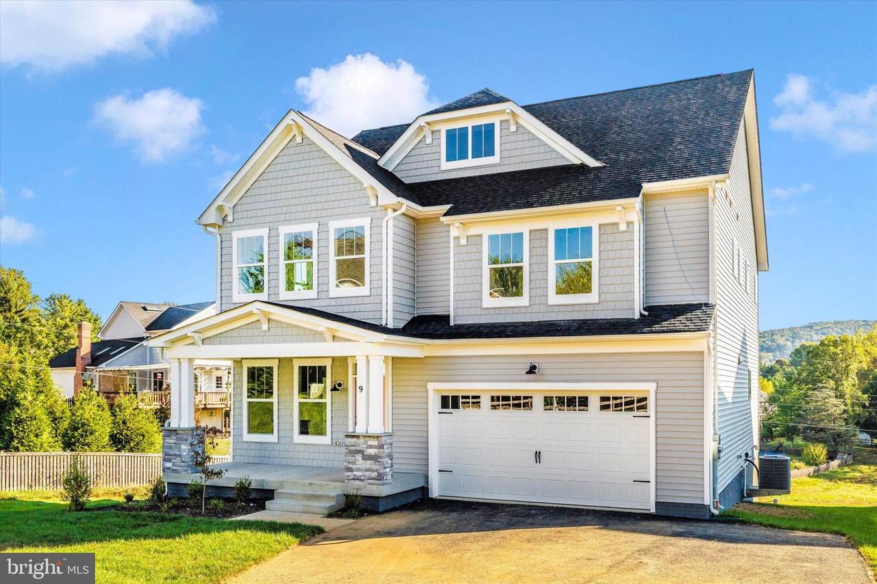 9 Fox Rock Drive - Photo 1