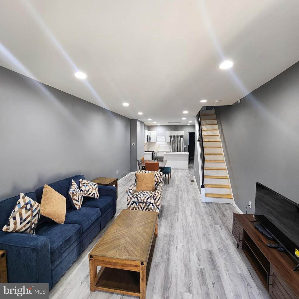 1926 28TH Street - Photo 1