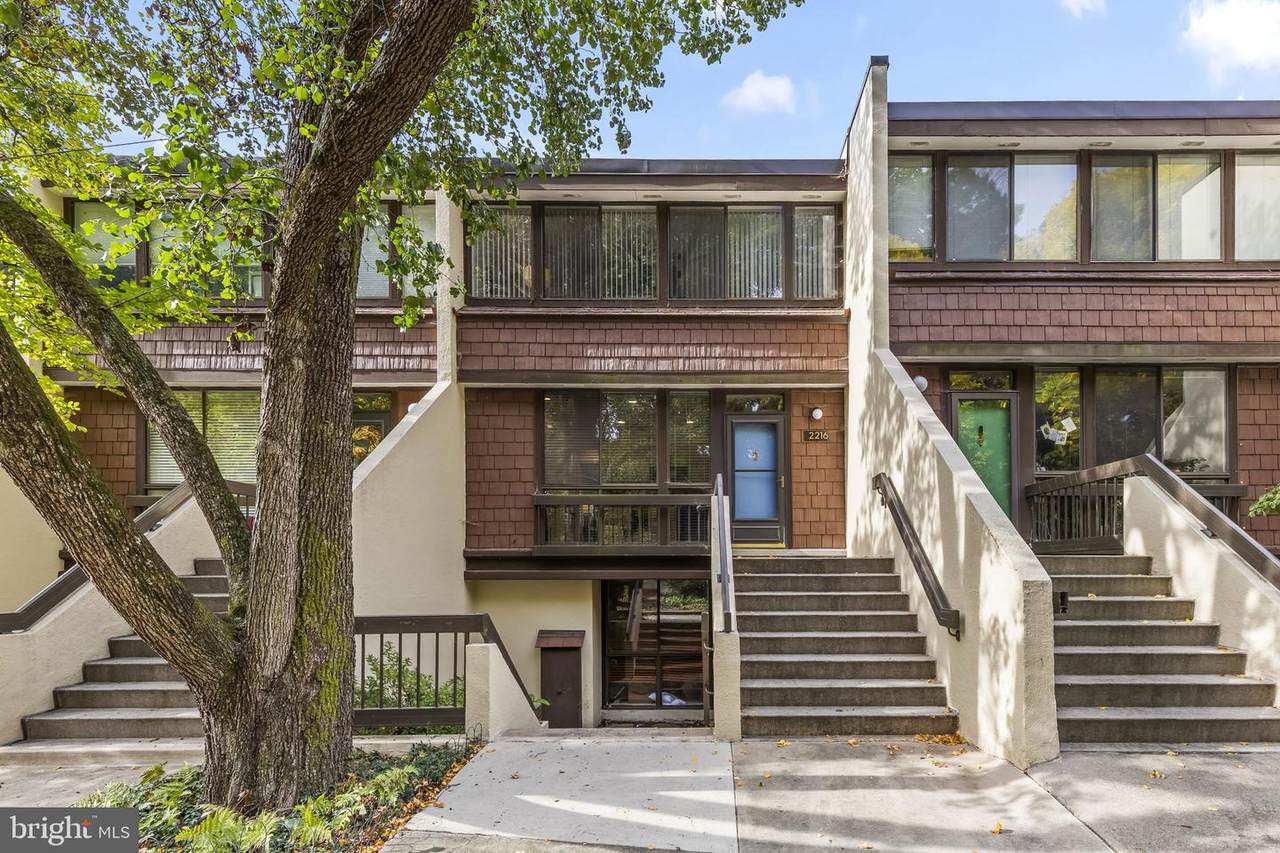 2216 Quincy Street - Photo 1