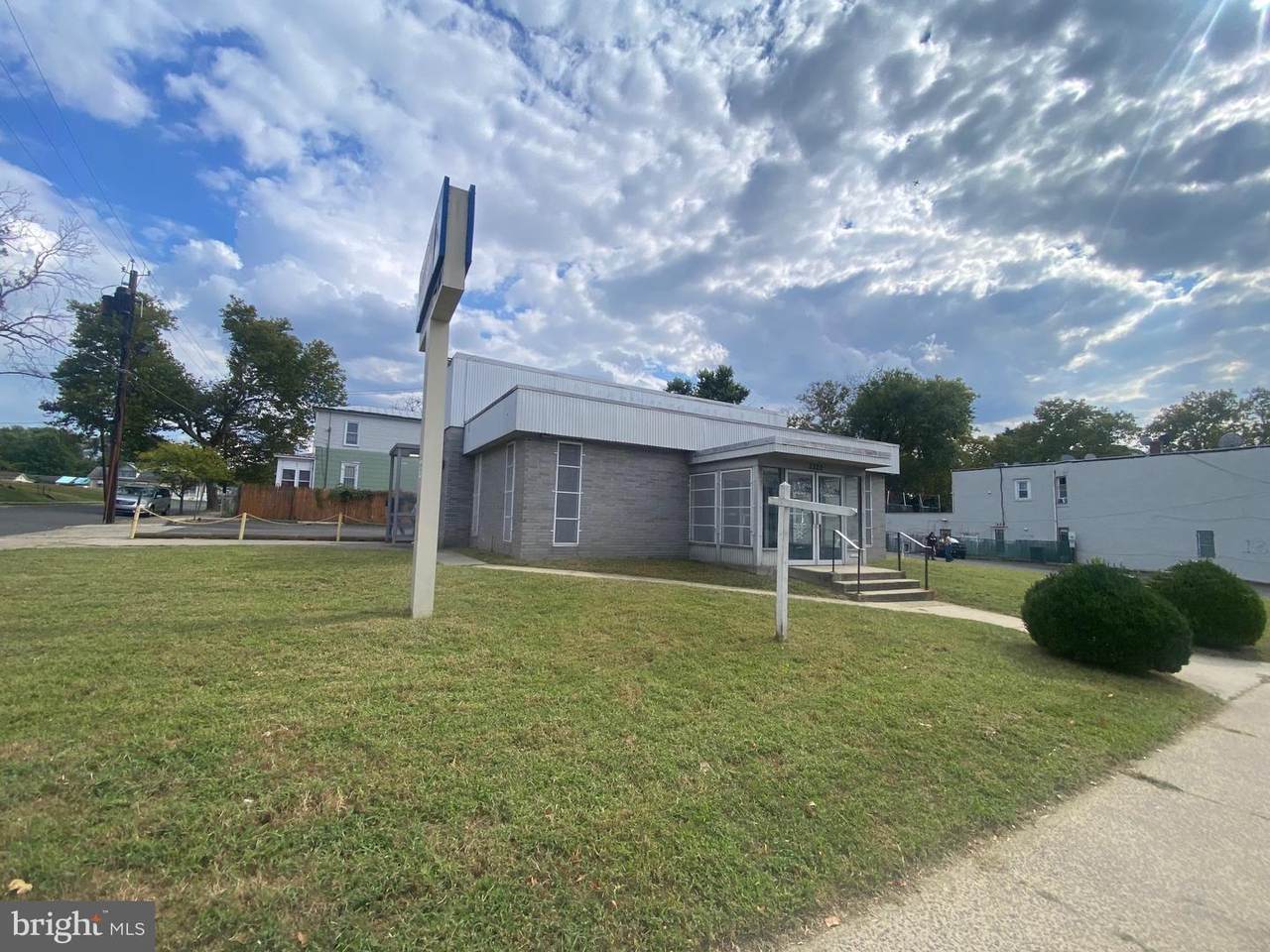 3322 River Avenue - Photo 1