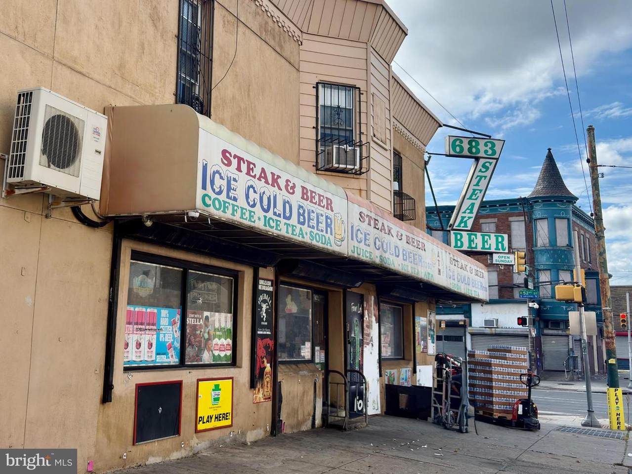 683 52ND Street - Photo 1