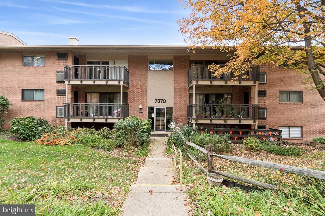 7370 Lee Hwy - Photo 1