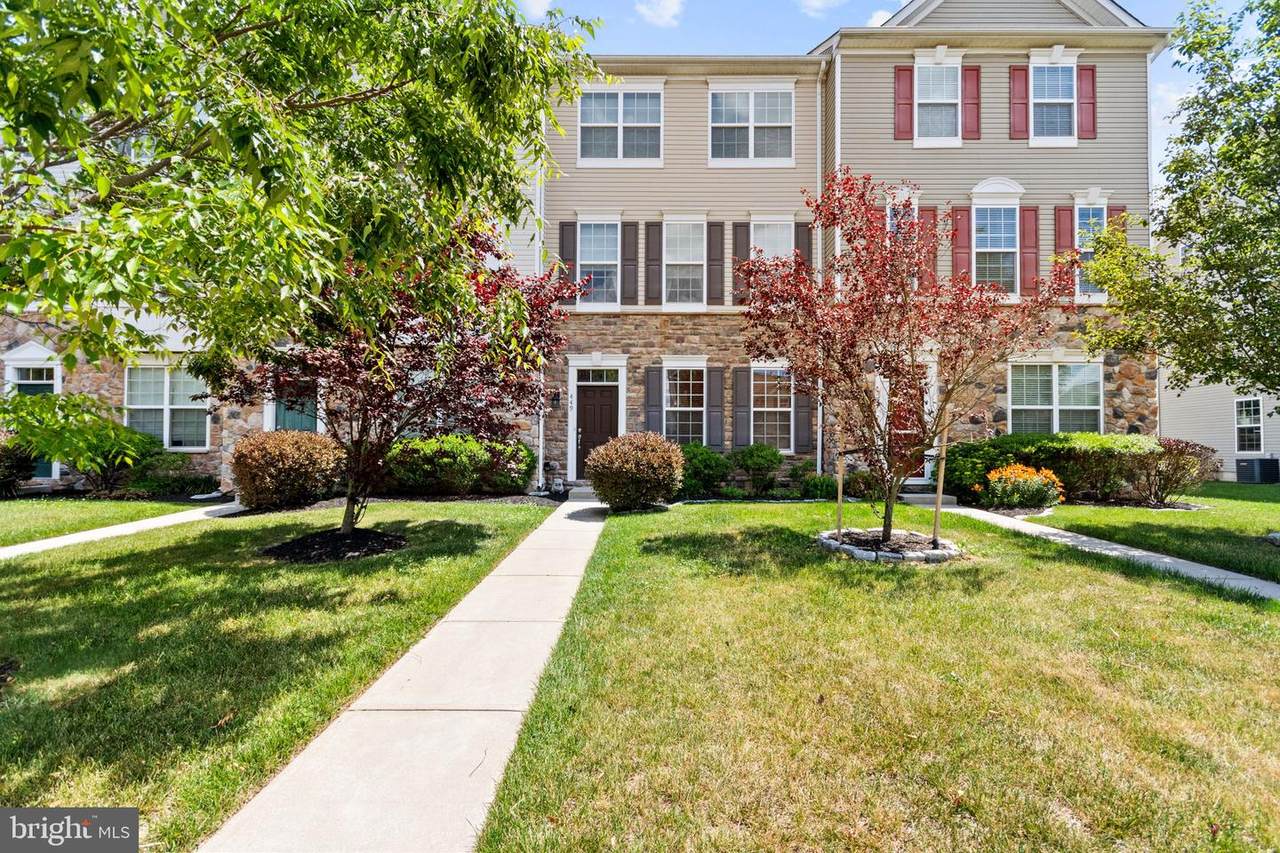 449 Wistar Place - Photo 1