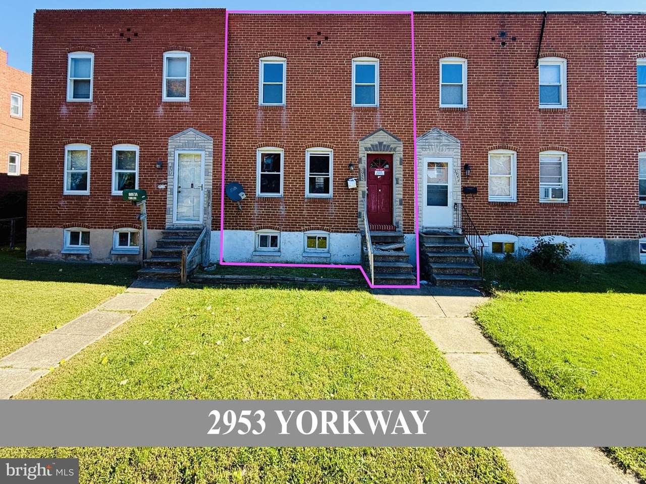 2953 Yorkway - Photo 1