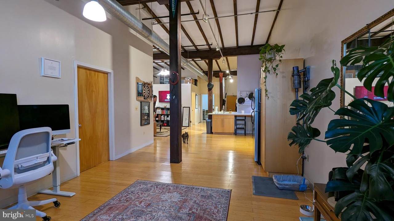 1210-15 Palethorp - Photo 1