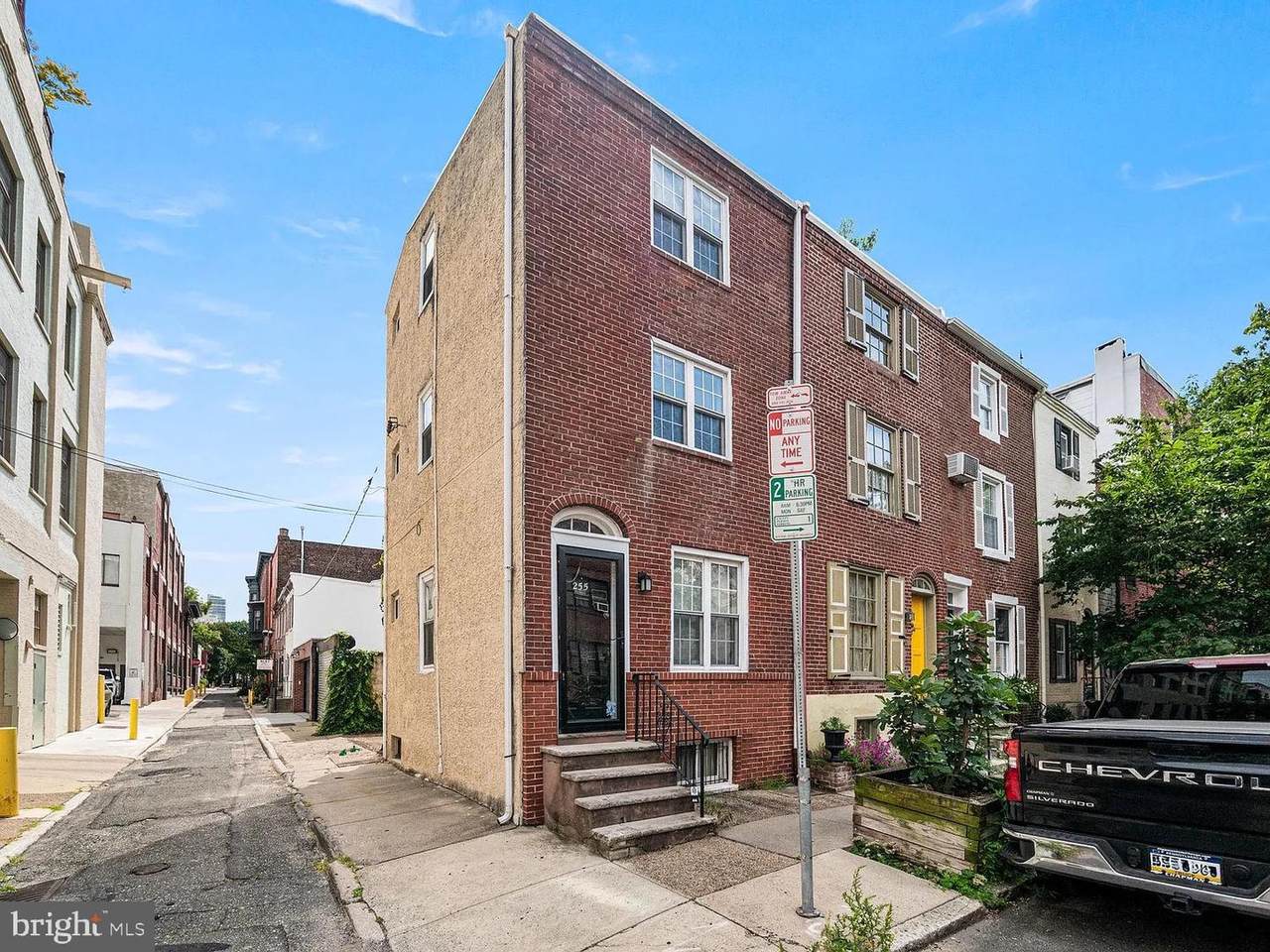 255 24TH Street - Photo 1