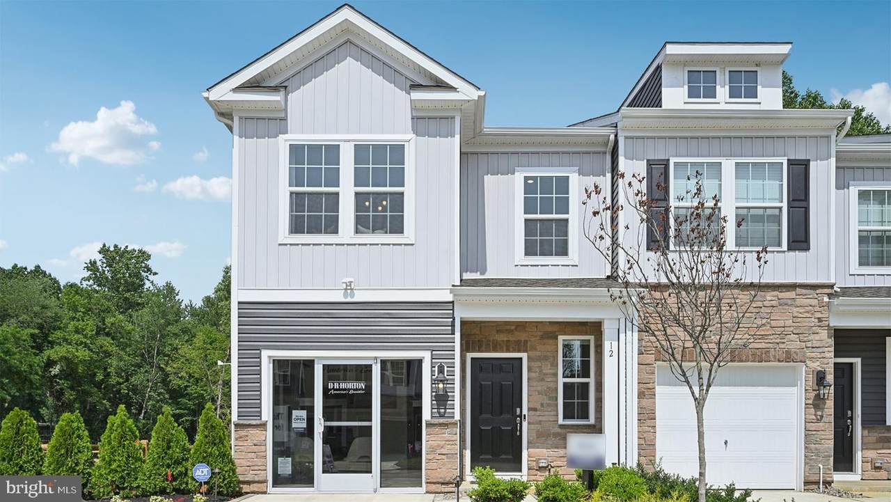 32 Reagan Drive - Photo 1