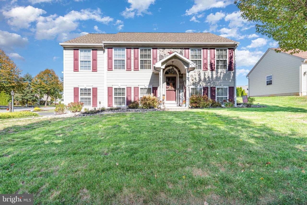 7 Ascot Lane - Photo 1