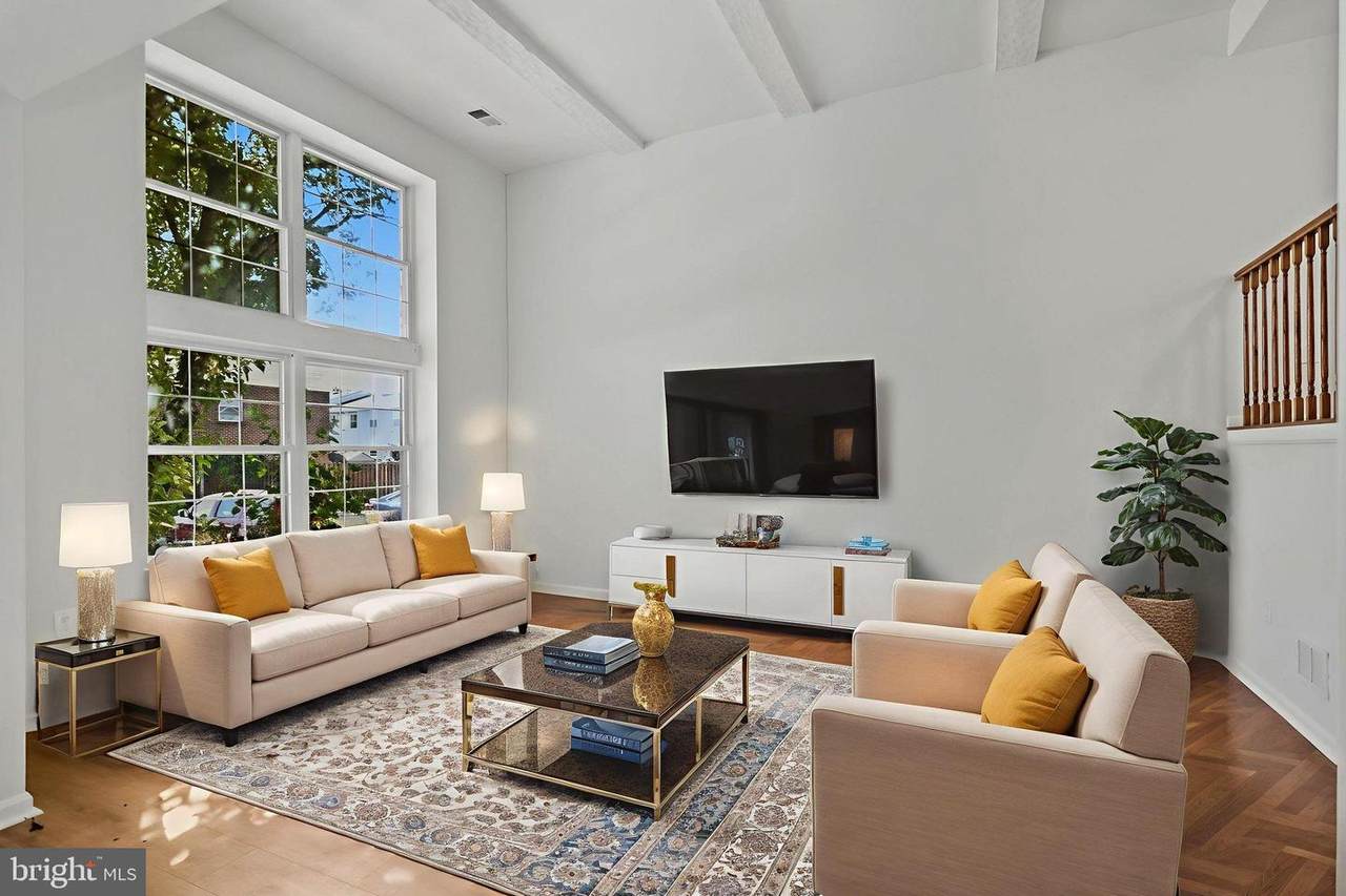 8334 Shady Grove Circle - Photo 1