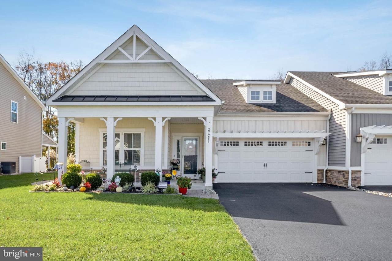 27284 Shipwreck Drive - Photo 1