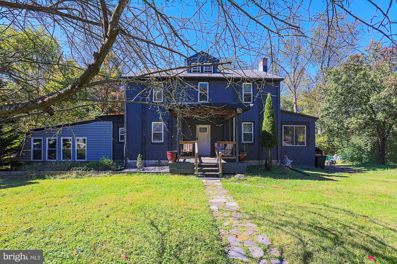 7215 Rockridge Road - Photo 1