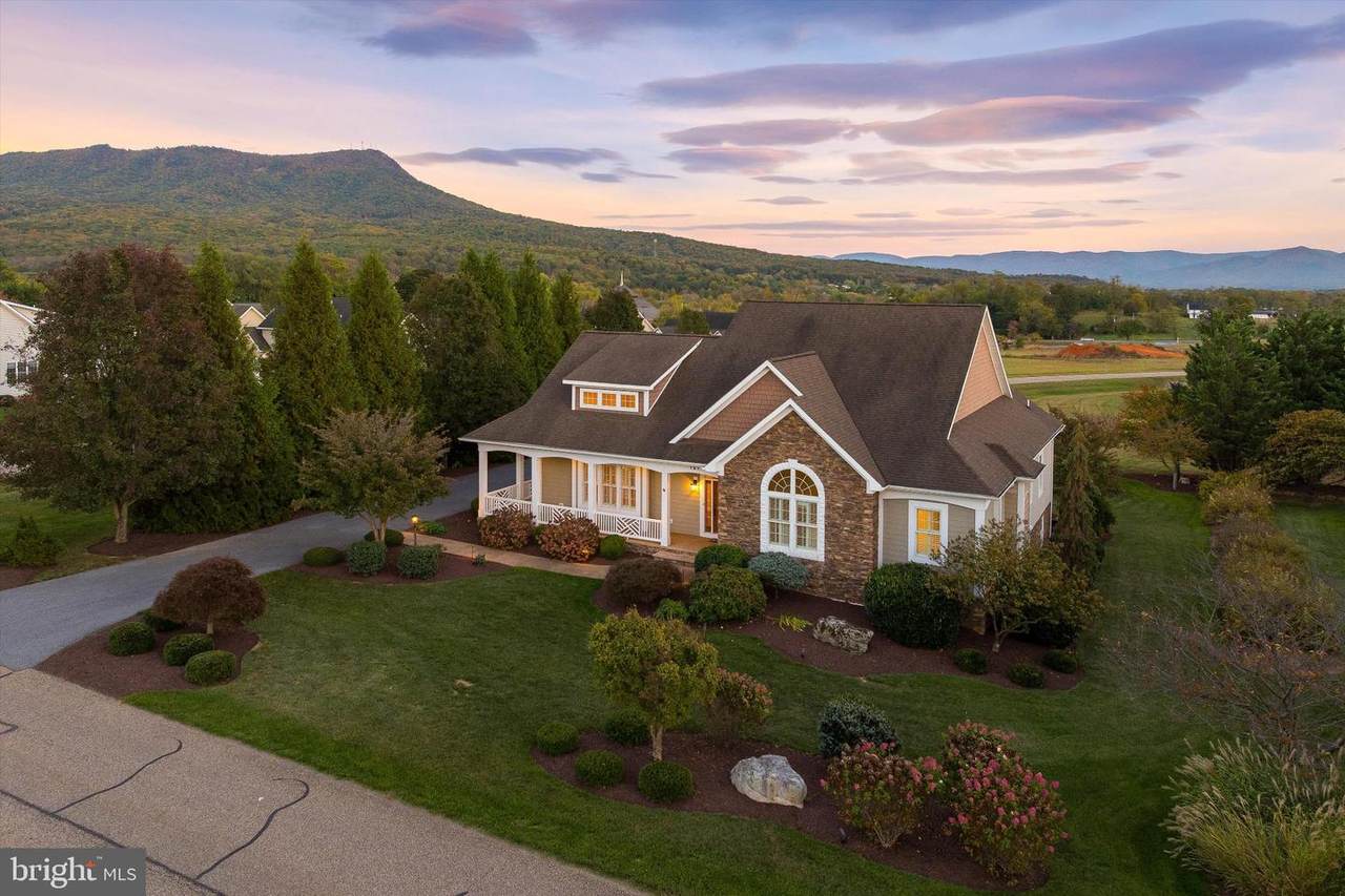 121 Claremont Avenue - Photo 1