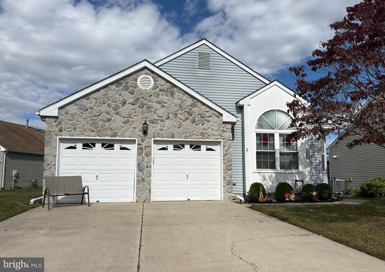 617 Saint Vincent Court - Photo 1