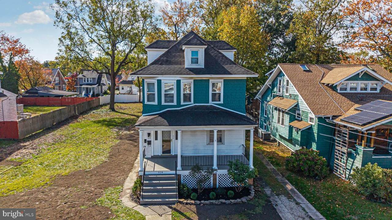 928 Linwood Avenue - Photo 1