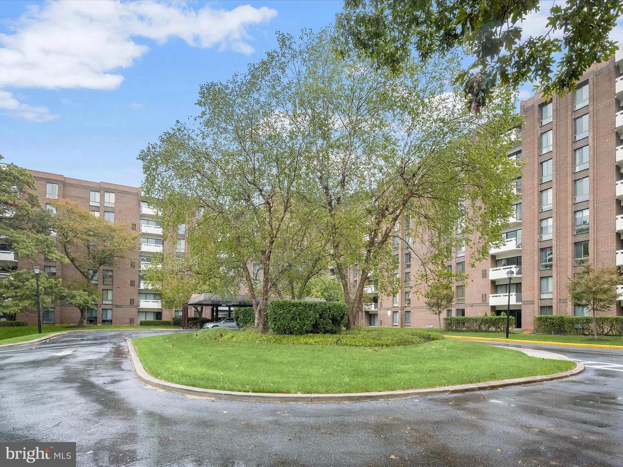 7 Slade Avenue - Photo 1