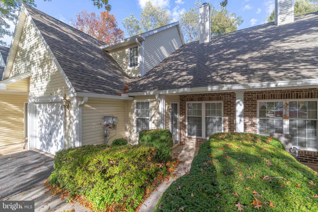 528 Brighton Place - Photo 1