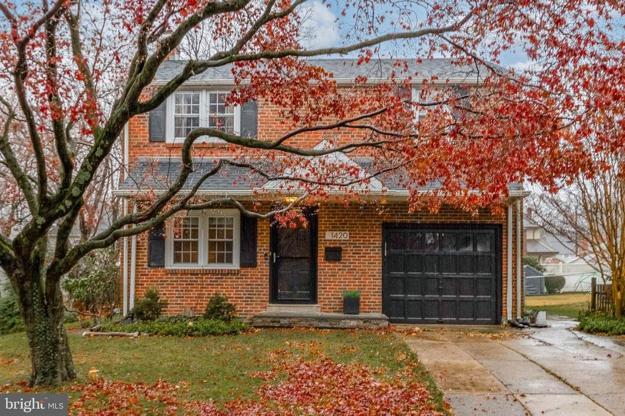 1420 Lawndale Road - Photo 1