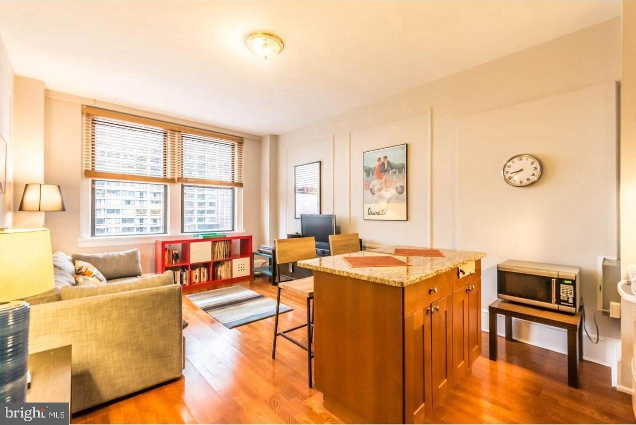 1324 Locust Street - Photo 1