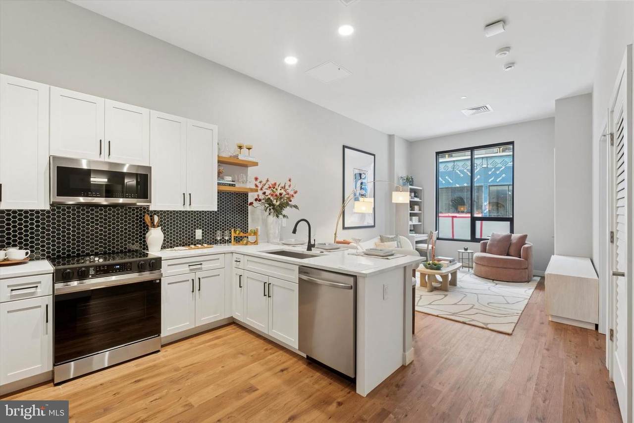 1225 Constitution Avenue - Photo 1