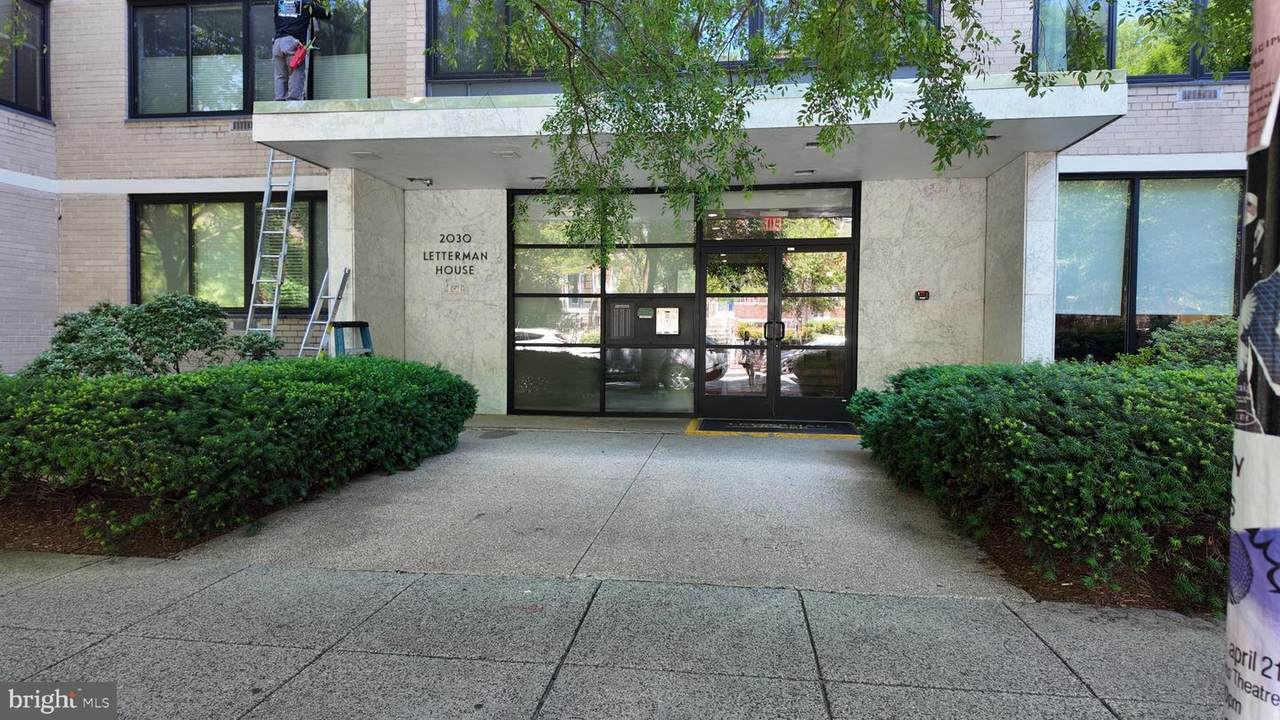 2030 F Street - Photo 1