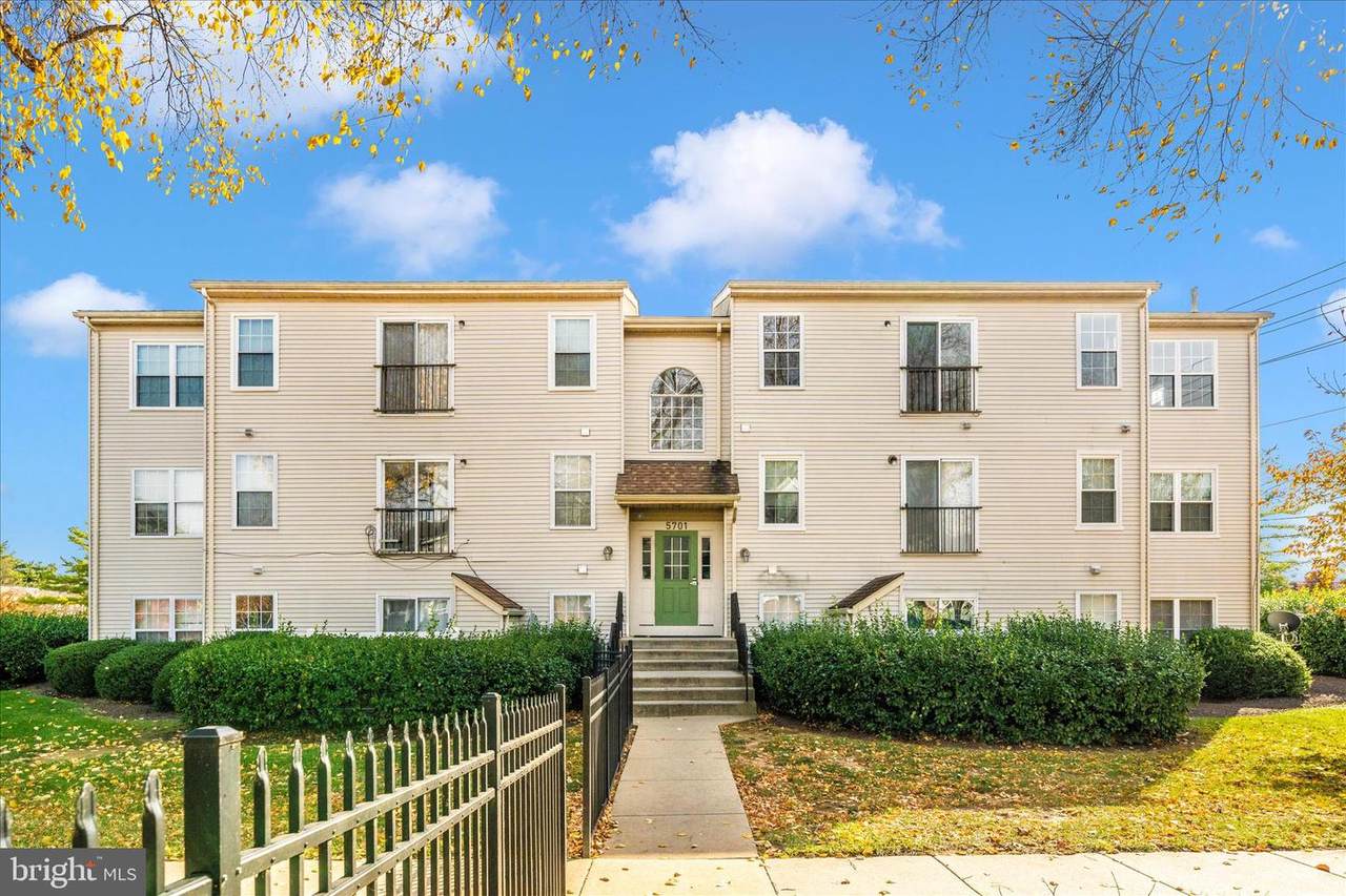 5701 Lavender Plaza - Photo 1