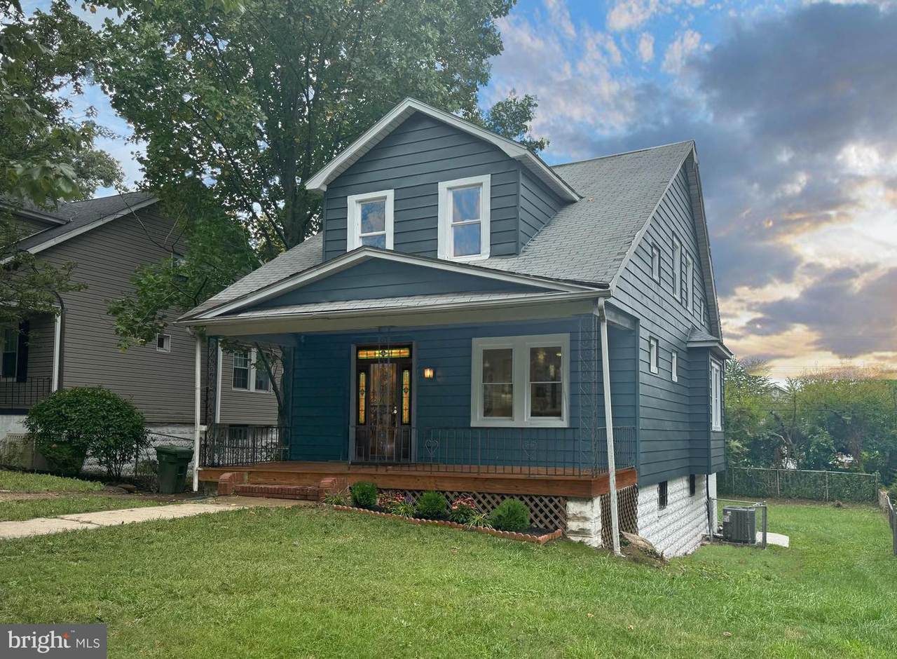 3205 Beverly Road - Photo 1