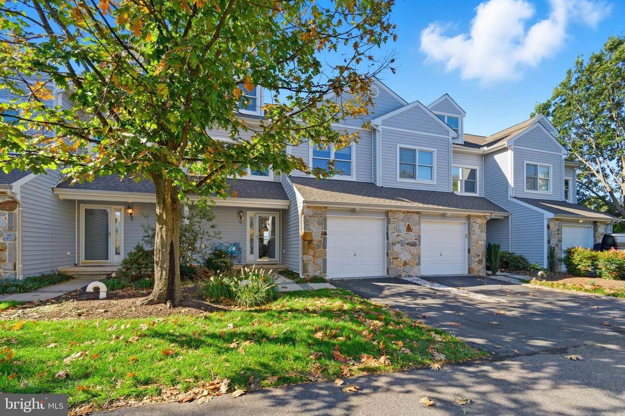 906 Auckland Way - Photo 1