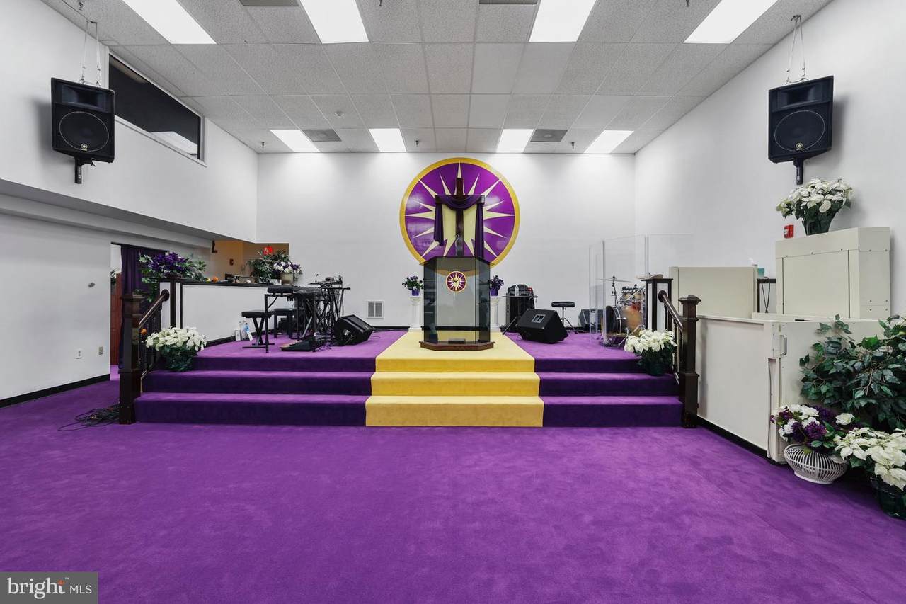 10835 Lanham Severn Road - Photo 1