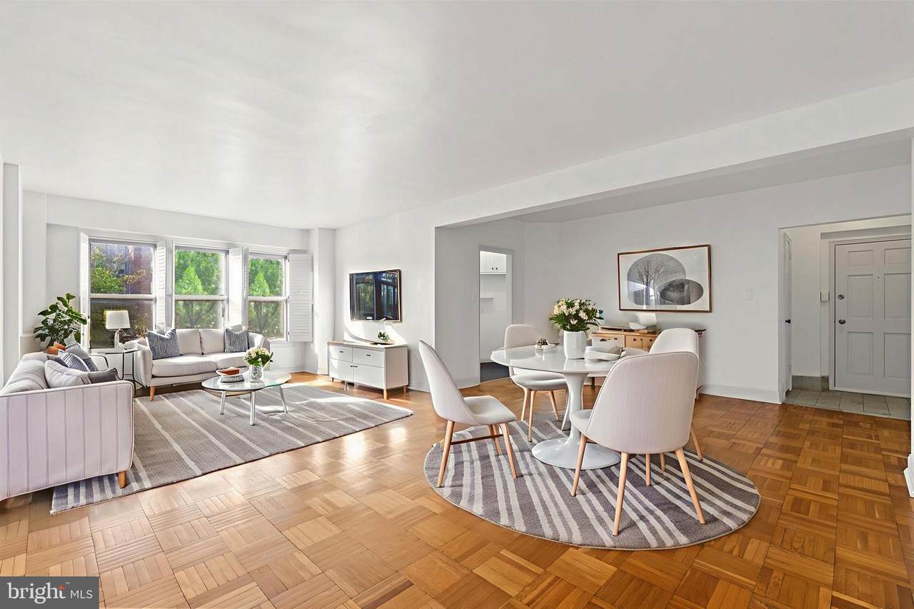 2500 Q Street - Photo 1