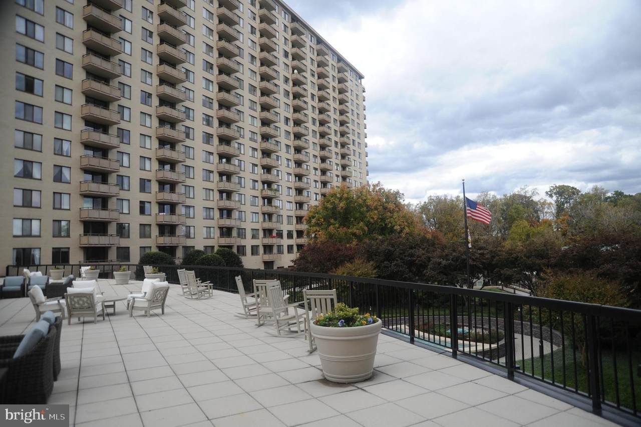 5225 Pooks Hill Road - Photo 1