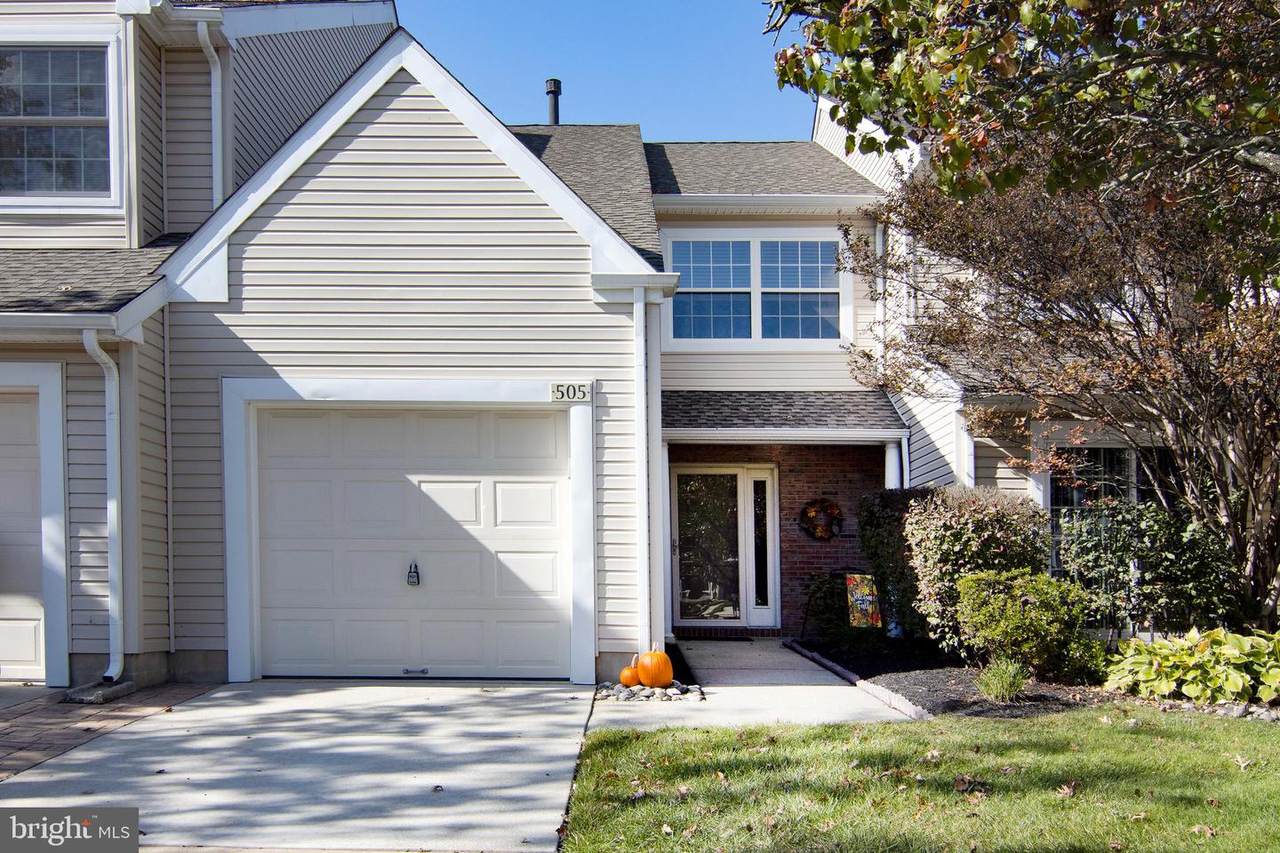 505 Doral Drive - Photo 1