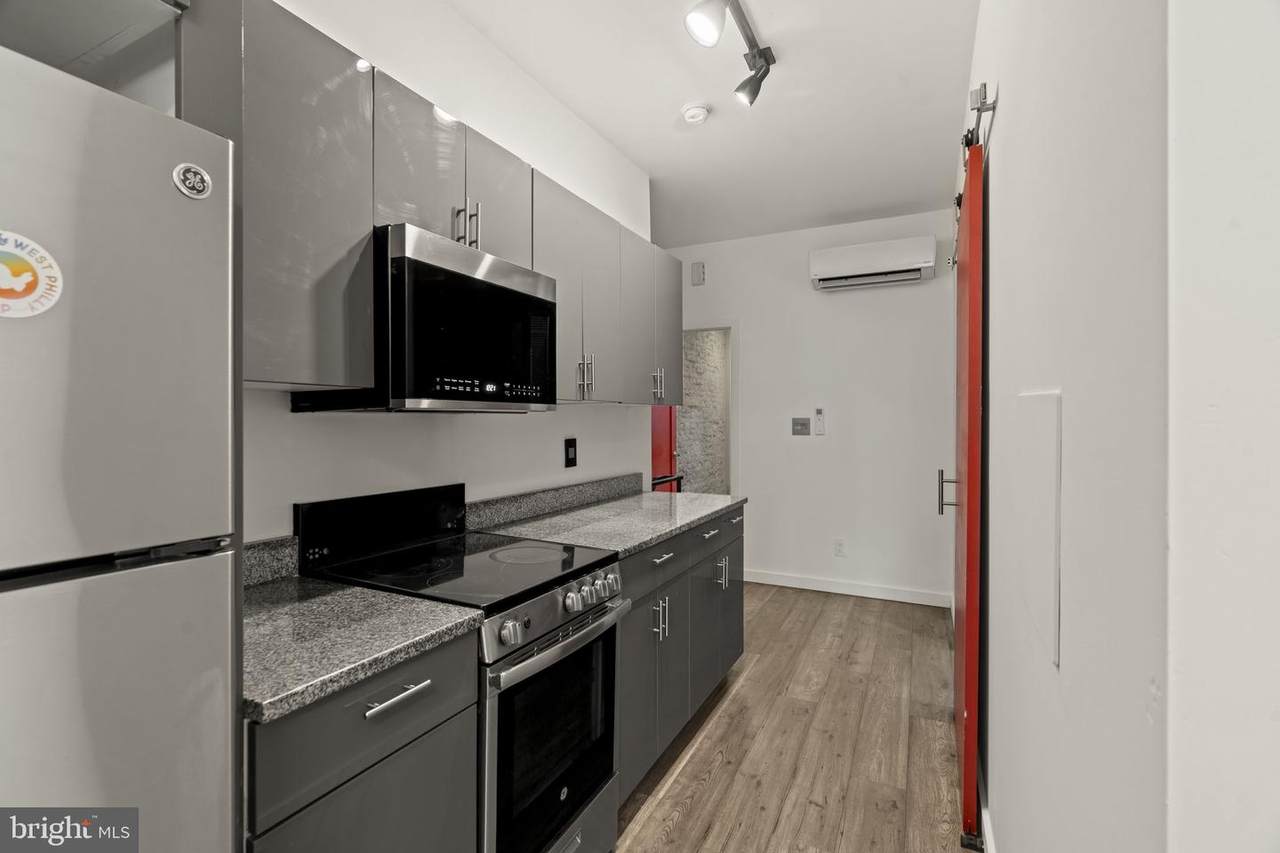 1041 Paxon Street - Photo 1