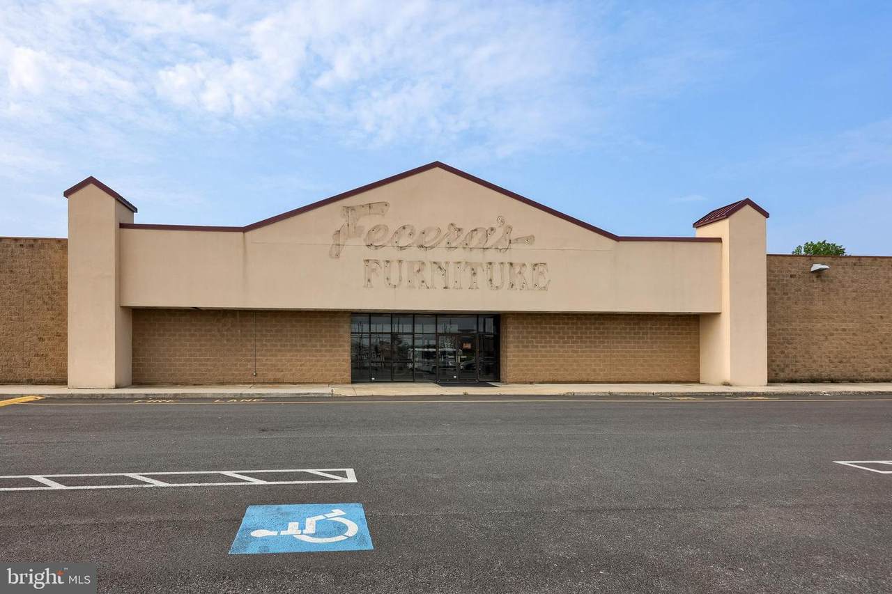 4708 Penn Avenue - Photo 1