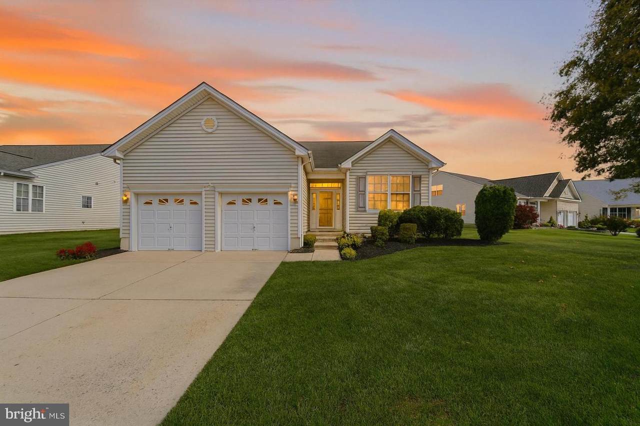 39 Fernbrooke Drive - Photo 1