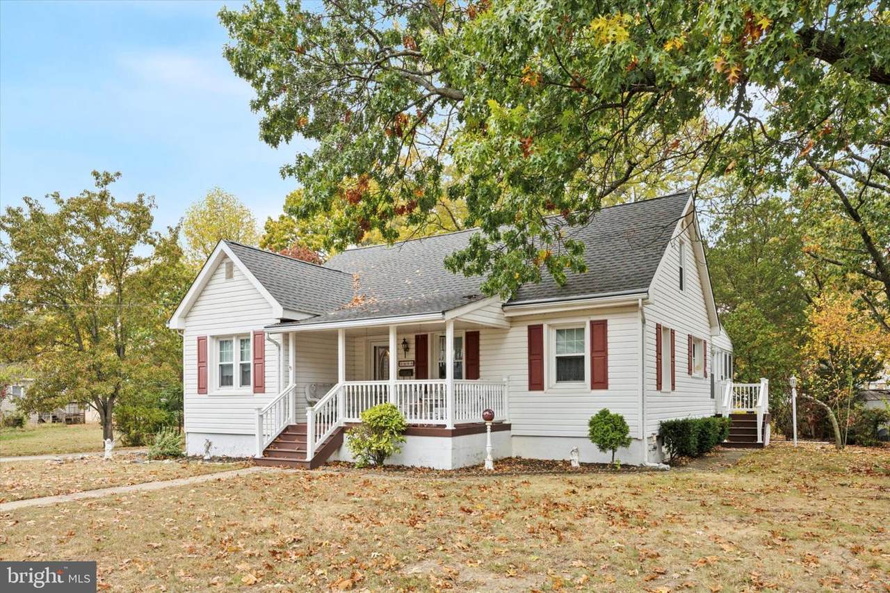 1448 Victory Avenue - Photo 1