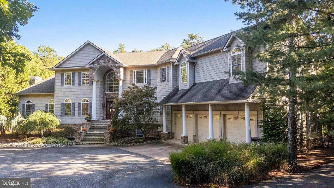 2076 Hendricks Avenue - Photo 1