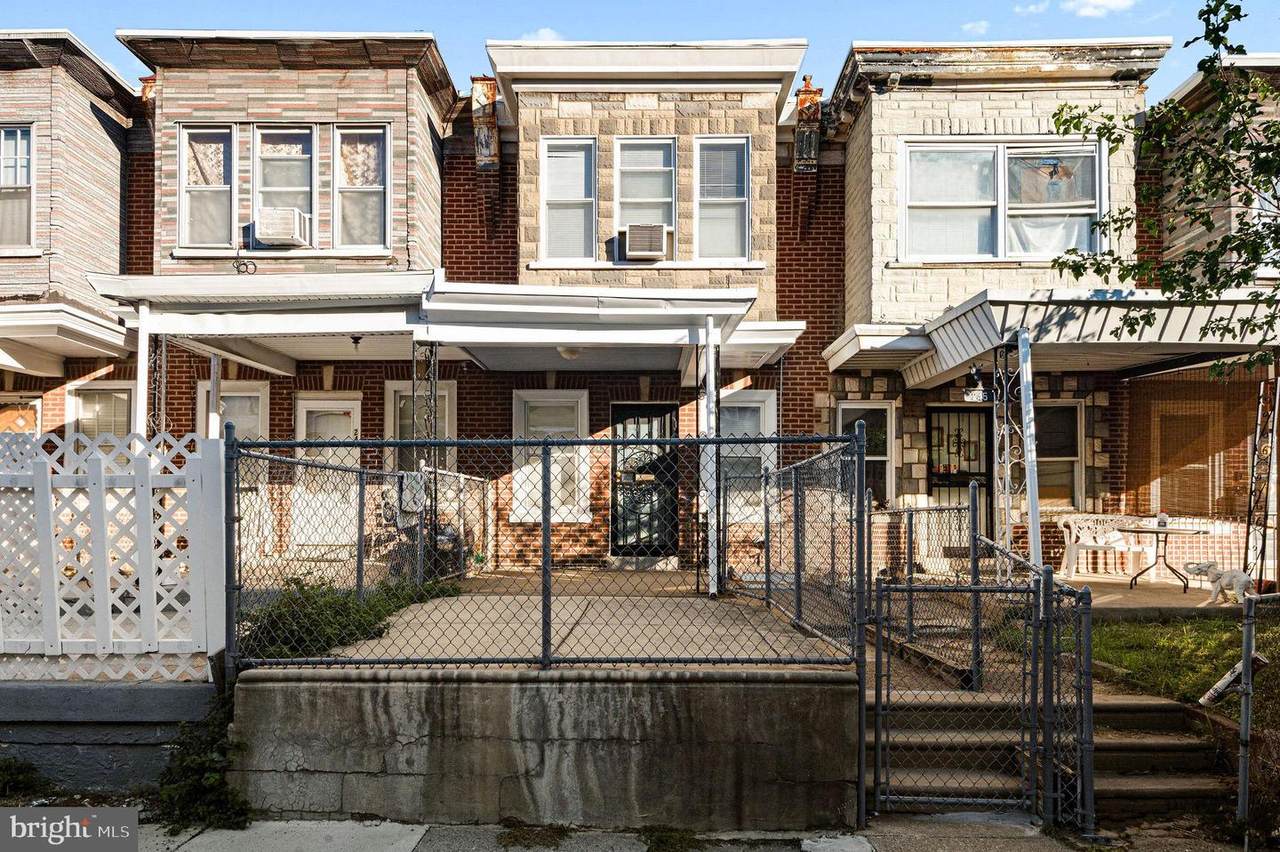 243 Sheldon St - Photo 1