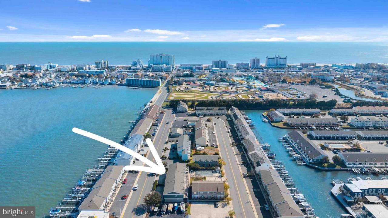 507 32ND Street - Photo 1