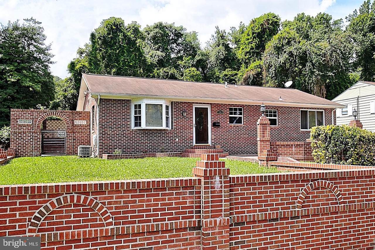 15412 Michigan Road - Photo 1