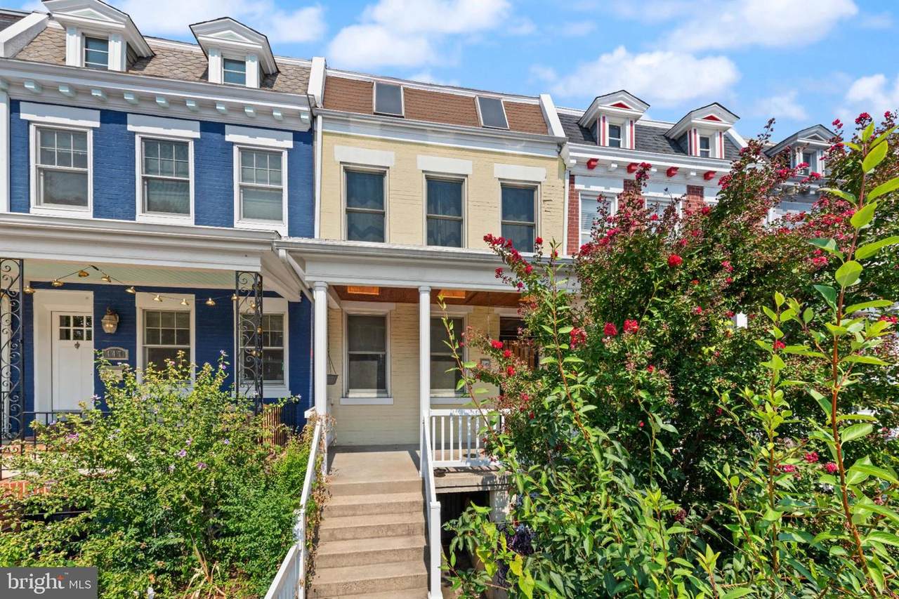 445 Newton Place - Photo 1