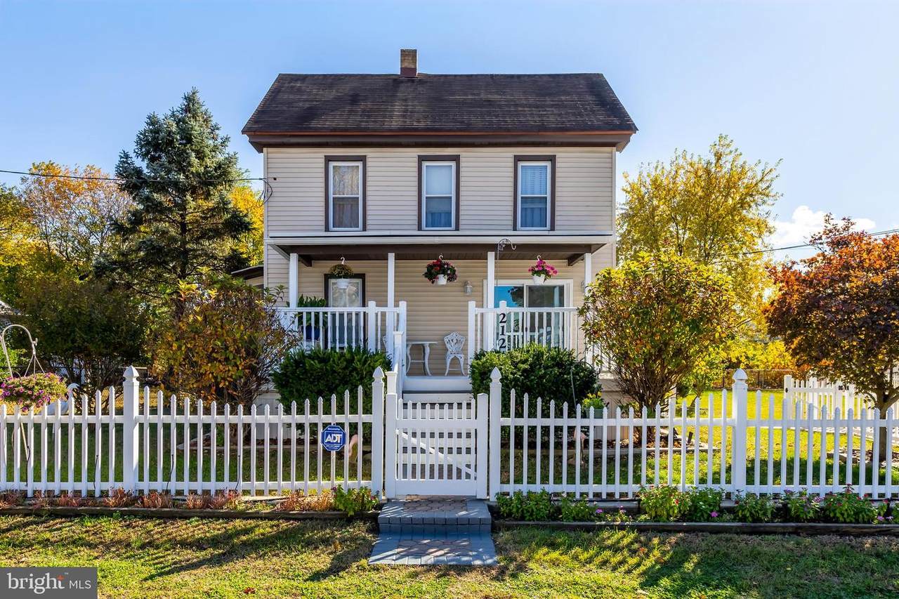 212 Jefferson Street - Photo 1