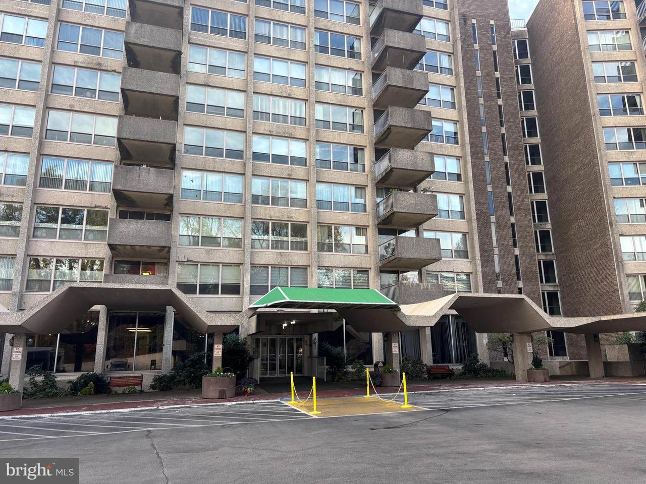 1001 City Avenue - Photo 1