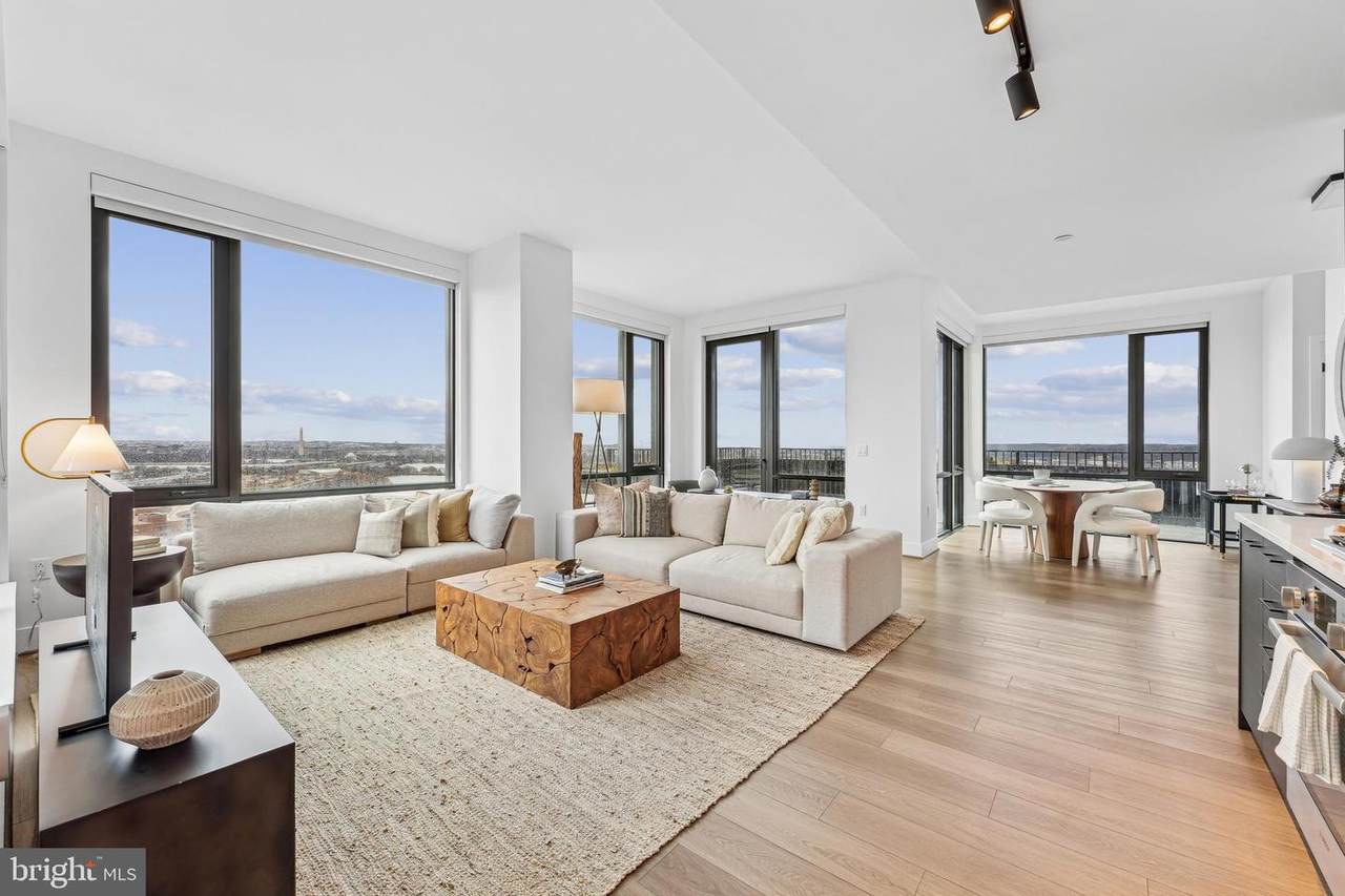 269 19TH Court - Photo 1