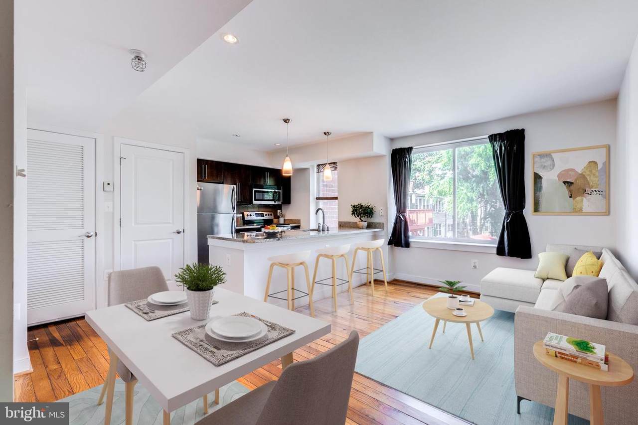 420 16TH Street - Photo 1