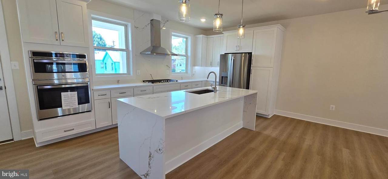 416 Chapel Alley - Photo 1