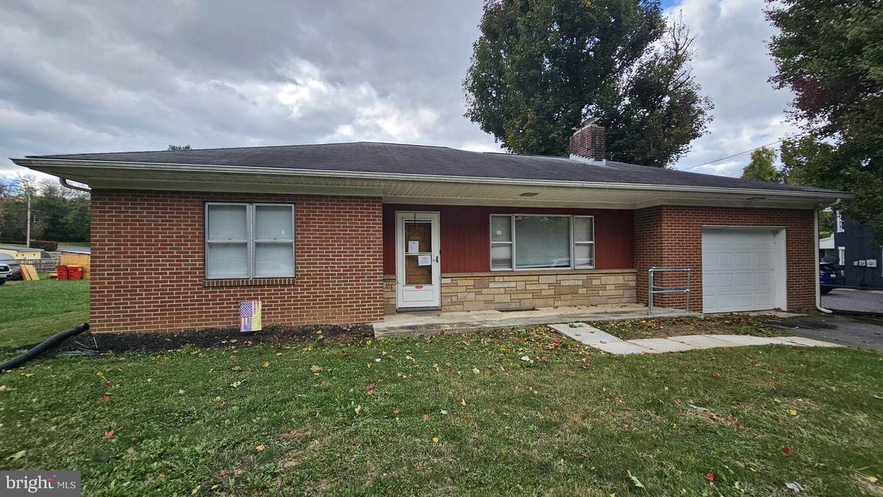 20455 Jefferson Boulevard - Photo 1