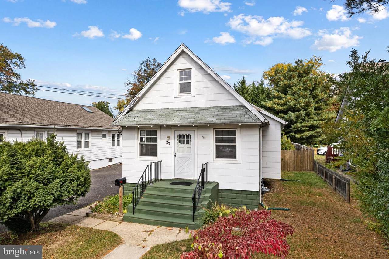 33 Gloucester Pike - Photo 1