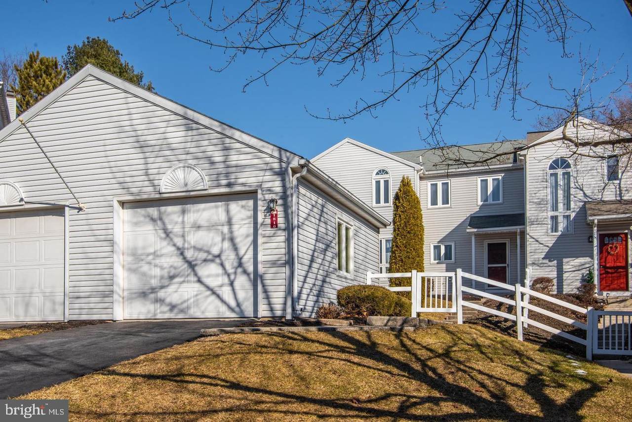 1810 Creek View Drive - Photo 1