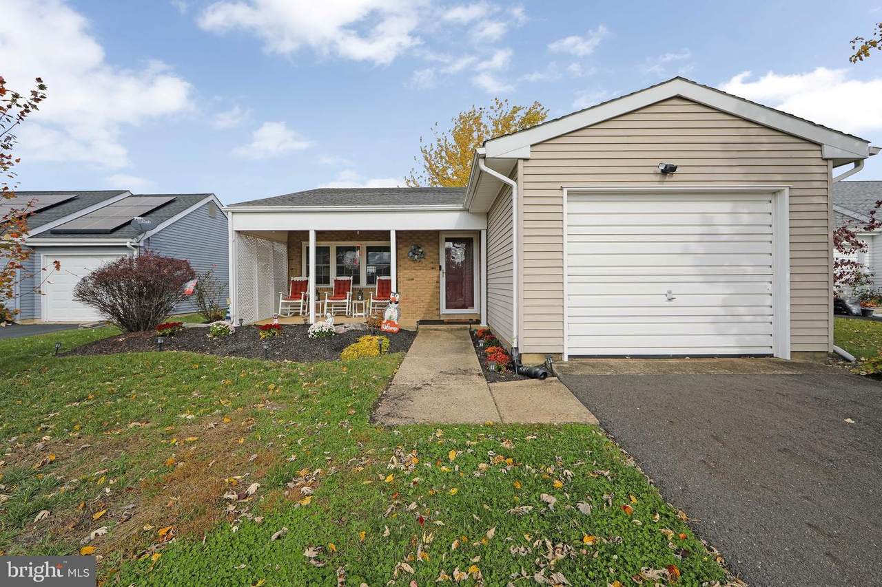 47 Chatham Place - Photo 1